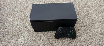 Xbox Series X - 1 TB Carbon Black s mechanikou - 4