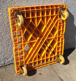 Pojízdný skládací rollkontejner s bočními mřížkami do 500 kg - 4