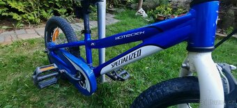 Dětské značkové kolo Specialized Hotrock - 4