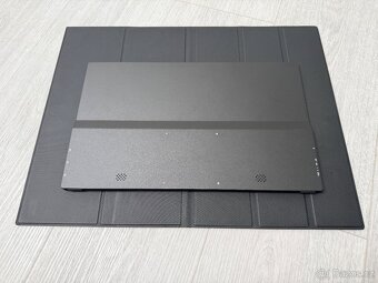Prodám mobilní 15" FHD IPS monitor s obalem a kabeláží - 4