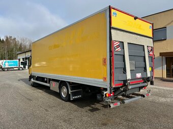 Volvo FL250 4x2 16t Skriňa/Zepro lift - 4