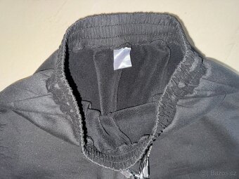 Černé zateplené TEPLÁKY  PIKALUNA vel. S - 4