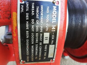 Závitořezná hlava - 4