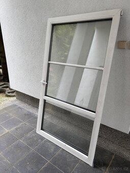 Okno plastové (bez rámu) - 1 kus - 4