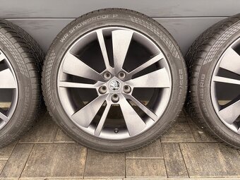 Zimní originál Škoda Superb 235/45 r18 - 4