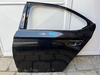 Superb 3 dveře,světla,nárazníky ,kapoty - 4