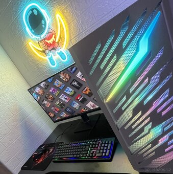 Herní Počítač se Zárukou-Hry v 2K-Ryzen 5-RX5700XT - 4