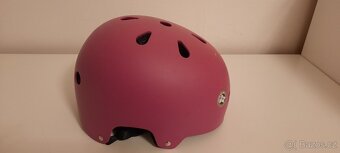 Dívčí helma do 10 let věku cca - 4