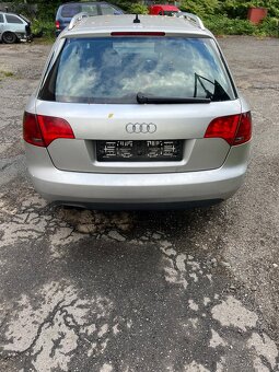 Audi A4 - 4