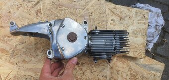 Motor jawa 50 - 4