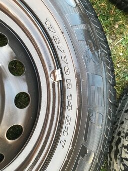 Plechove disky 4 x 14" na letních pneu Pirelli - 4