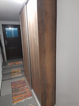 Šatní skříň - 4