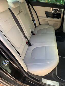 Jaguar XF, 3,0 V6, 4x4 Premium Automat Ojeté,ČR, 2016, 97374 - 4