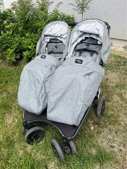 Kočárek pro dvojčata - Valco Snap Duo - 4