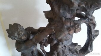 Stará figurální kovová secesní váza výška 58 cm - 4