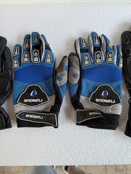 Sada motocyklových rukavic (4 páry) 🧤 - 4