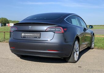 Tesla Model 3 Performance/Dual Motor/AWD/377 kW/2019 - 4