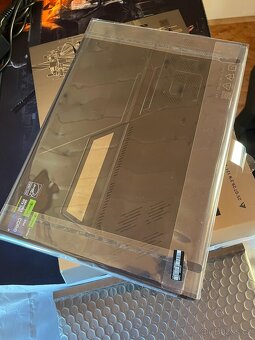 Asus Rog Flow Z13 - Nebula - 4