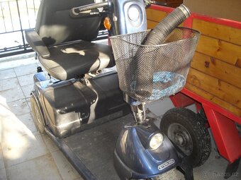 ELEKTRICKÝ SKÚTR – TŘÍKOLKA - 4