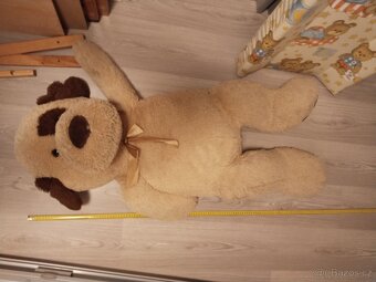 Velký plyšový pes - 4