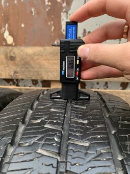 2ks 225/70/15C Continental/2023/112-110R/ 6.8m - 4