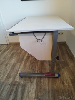 Dětský rostoucí stůl se židlí - 4