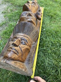 Dřevěná socha - Hlavy indiánů - 4