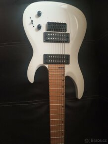 8strunná elektrická kytara Harley Benton - 4