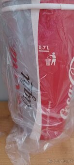 Papírový kelímek COCA-COLA 500 ml + 700 ml - 4