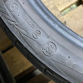 Letní pneu 225/40 R19 89Y Brigestone RF 5mm - 4