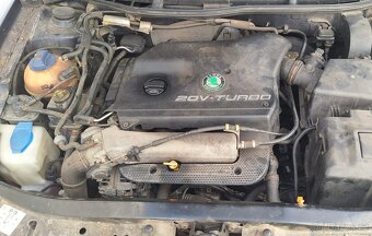 Octavia 1.8t 110kw na náhradní díly - 4