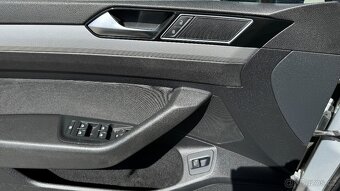 VW Passat B8 kombi 2.0 BiTDI 176kW 4motion,nové rozvody,STK - 4