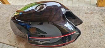 Palivová nádrž Moto Guzzi V7 - 4