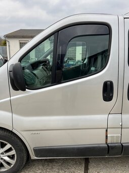 Renault Trafic NÁHRADNÍ DÍLY Převodovka dveře blatník - 4