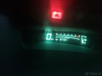 Toyota Yaris D-4D 2007, 87.000 km, TOP STAV - 4