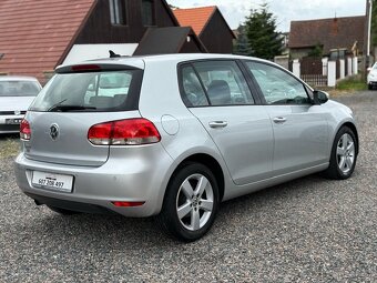 VW GOLF VI 1.6TDI 77kw Navigace - alu 16” - servis - 4