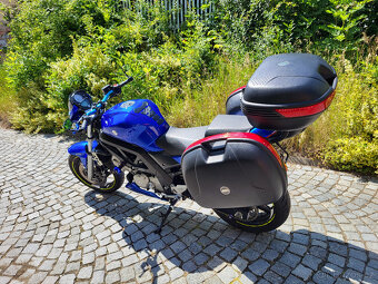 Suzuki SV 650 - 4