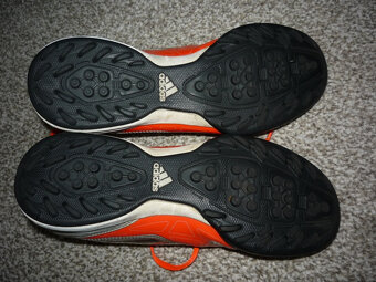 Stříbrnooranžové turfy zn Adidas F50, vel 36 2/3 stélka 23cm - 4