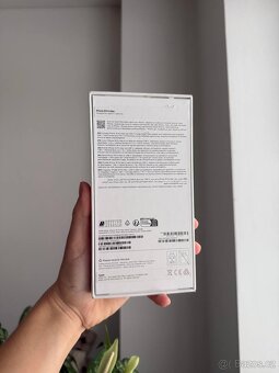 16 Pro Max 256 Black - 4