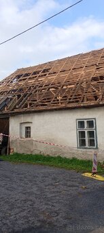 Staré trámy a rozebram staré objekty a stodol - 4