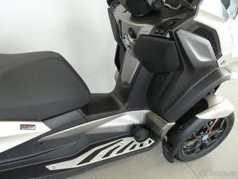 Piaggio MP3 530 Exclusive - 4