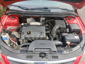 Hyundai i30 1.4i serviska - 4