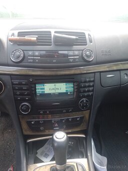 Mercedes E280cdi pozorne čitaj - 4