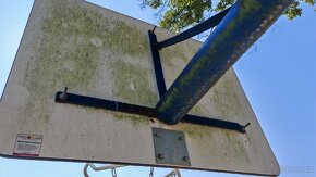 Prodáme 2ks basketbalové koše venkovní - 4