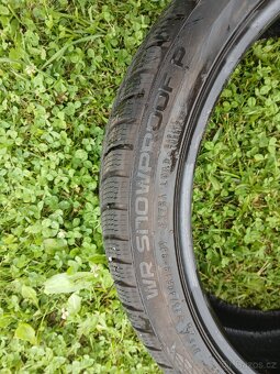 Nokian 225/40 r19 - 4