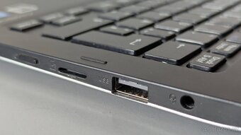DOTYKOVY & PREKLOPNY DISPLEJ - MEDION AKOYA E2228T, Intel - 4