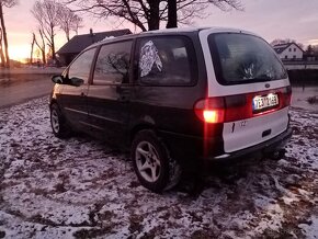 Ford Galaxy 2,3i - 4