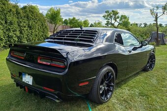 Dodge challenger R/T 6.4 V8 r.v. 2021 - 4