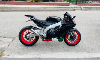 APRILIA RSV4 1000 R - 4