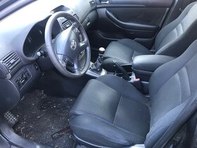 Toyota Avensis 2.2 D4D 110 kW - náhradní díly - 4